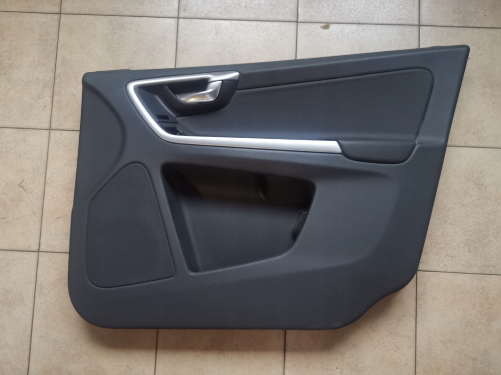 фото №1, Volvo s60 v60 10-18 оббивка двері права передня