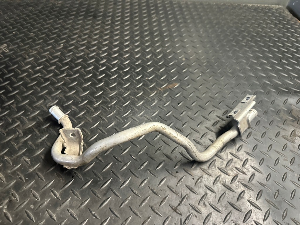 фото №5, Шланг води audi a8 d4 4.2 tdi cds 4h0121485s