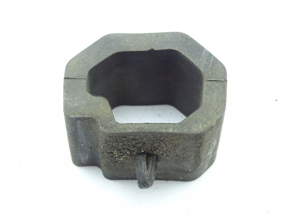 фото №1, Ford ranger iii mazda bt-50 06-11 отбойник капот