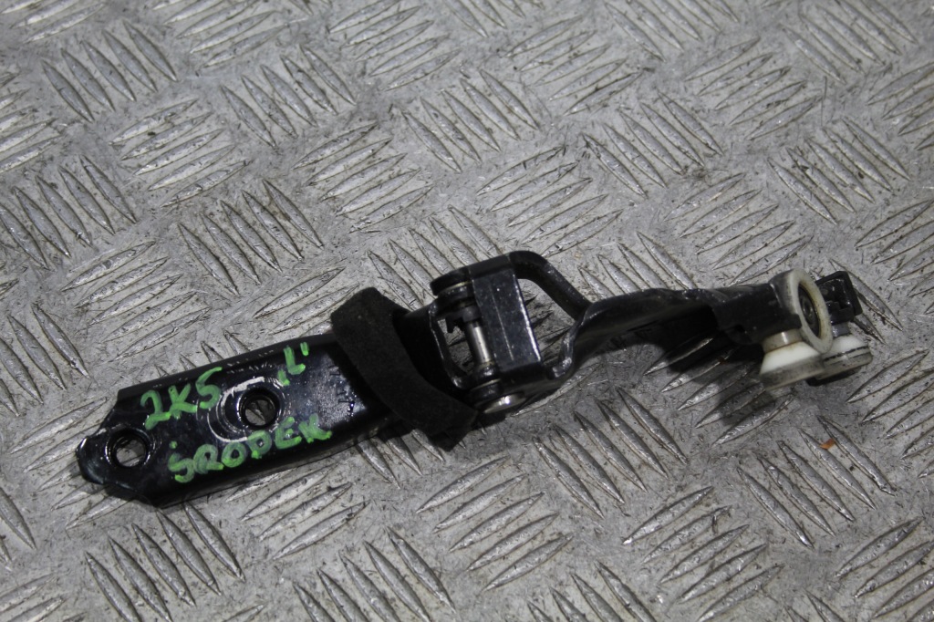 фото №1, Ролик двері розсувних ліва vw caddy 2k5 lift