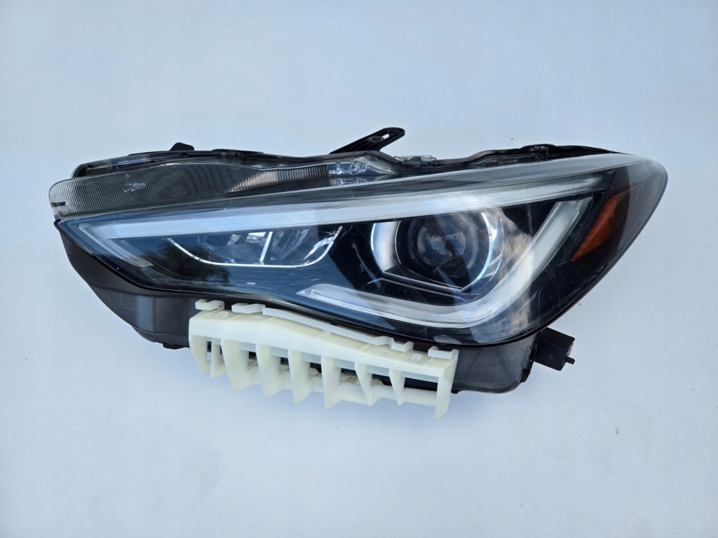 фото №1, Лампа левая передняя фара infiniti q60 3.0 некрутящаяся usa