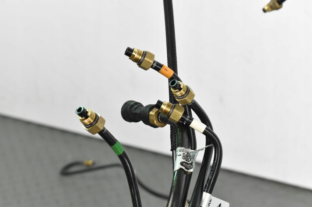 фото №12, Провода подвеска пневматический land rover defender l663 2020-