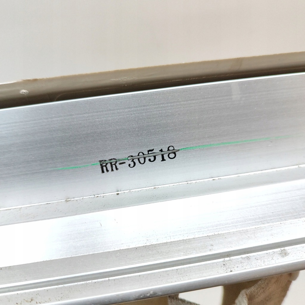 фото №6, Toyota hiace h50, h60, h70 2001 шторка багажника