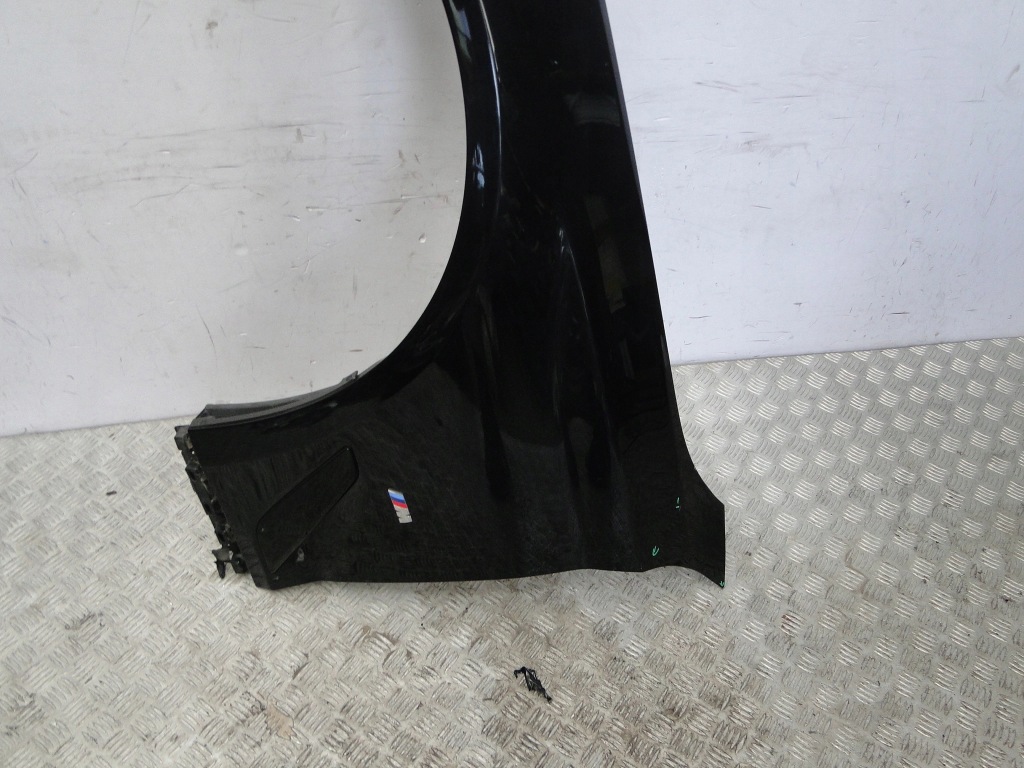 Крыло  bmw 5 g30 2021 рестайлинг  m набор Оригинал