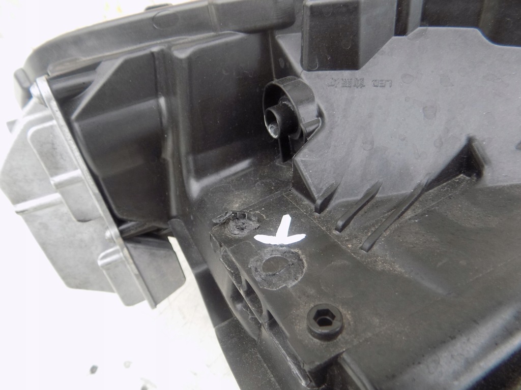 фото №8, Лампа левый перед mercedes gla a2479066901 led