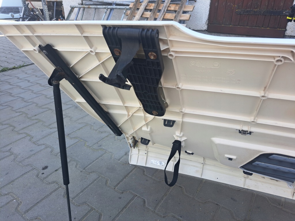 Капот решітка  renault premium lander kerax dxi оригінал Недорого