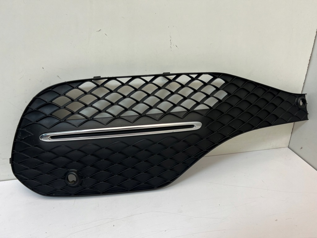 фото №1, Mercedes gle amg w167 решётка бампера правая перед