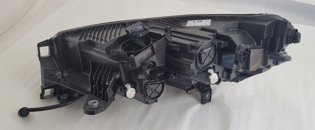 фото №10, Лампа правая skoda enyaq iv 5lb ,,skoda crystal lighting,, 2020- 5lb941016g