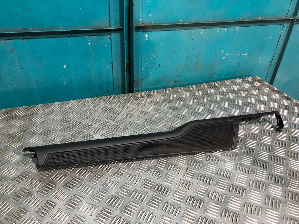 фото №1, Mercedes w212 kombi защита багажника правая