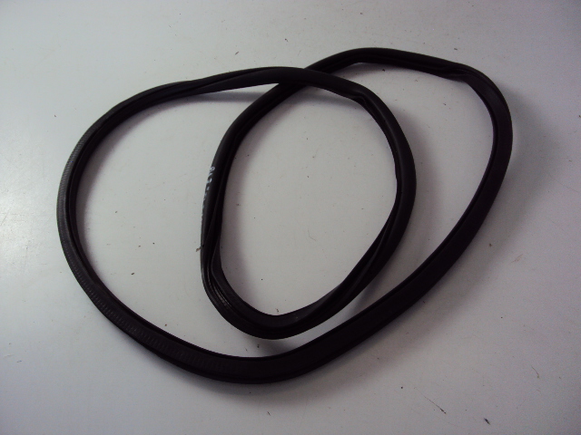 фото №1, Прокладка дверь левый перед audi a1 ii 82a 2018-