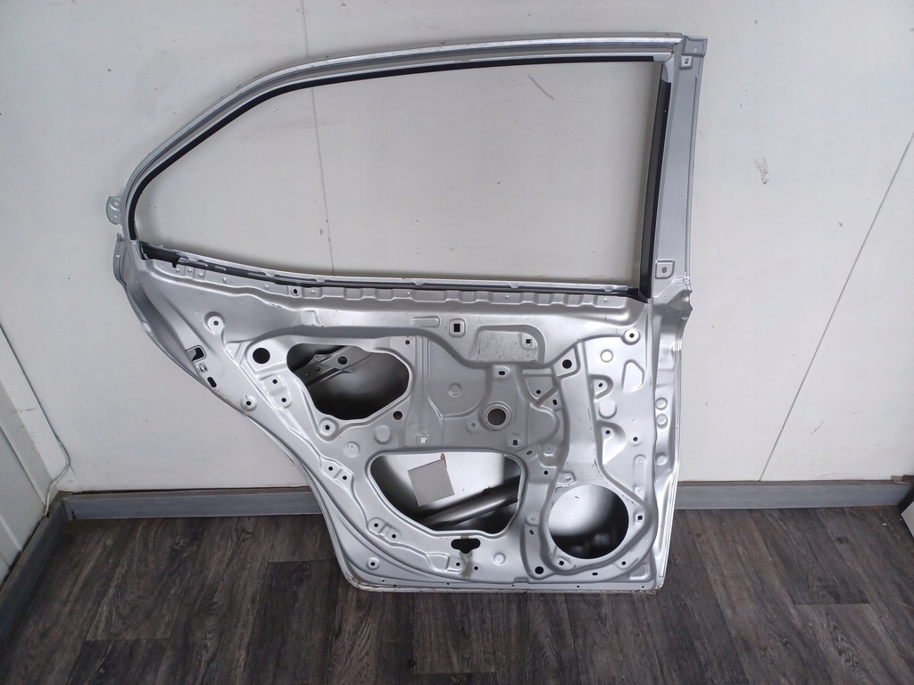 фото №16, Двері toyota camry viii 2017-2024 задні ліва