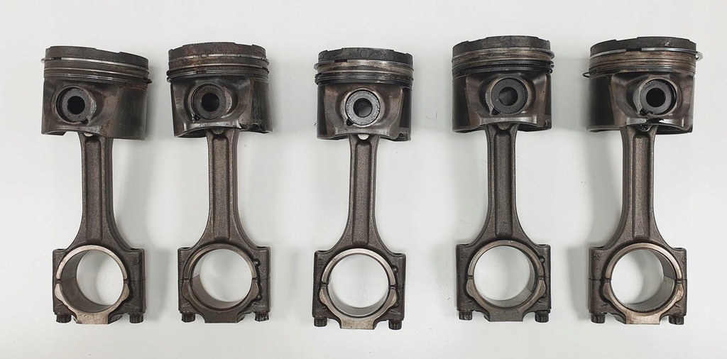 фото №7, Поршень + шатун volvo xc70 ii 2.4 d d5244t 81l118