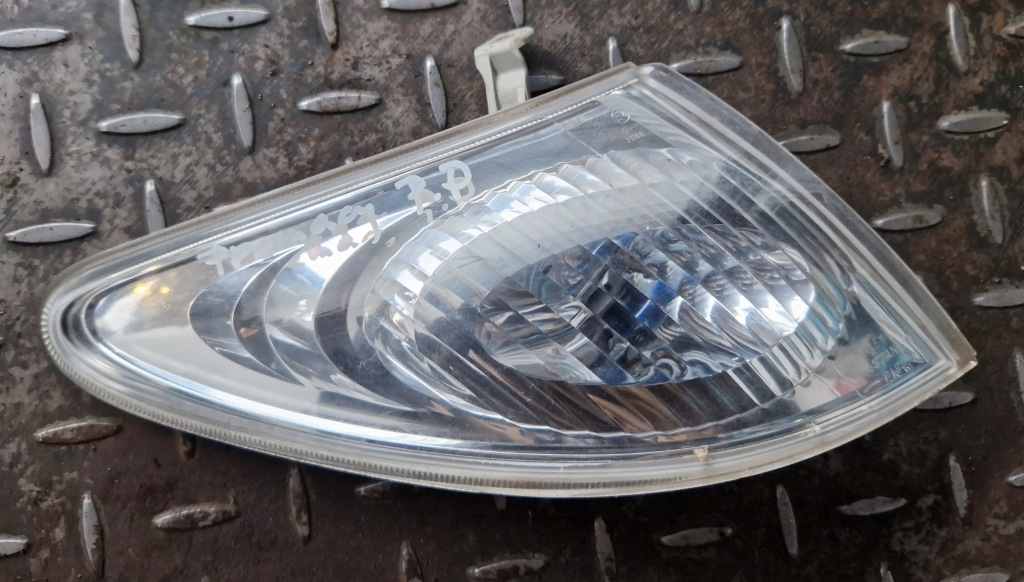 фото №1, Поворотник правий перед premacy i lift