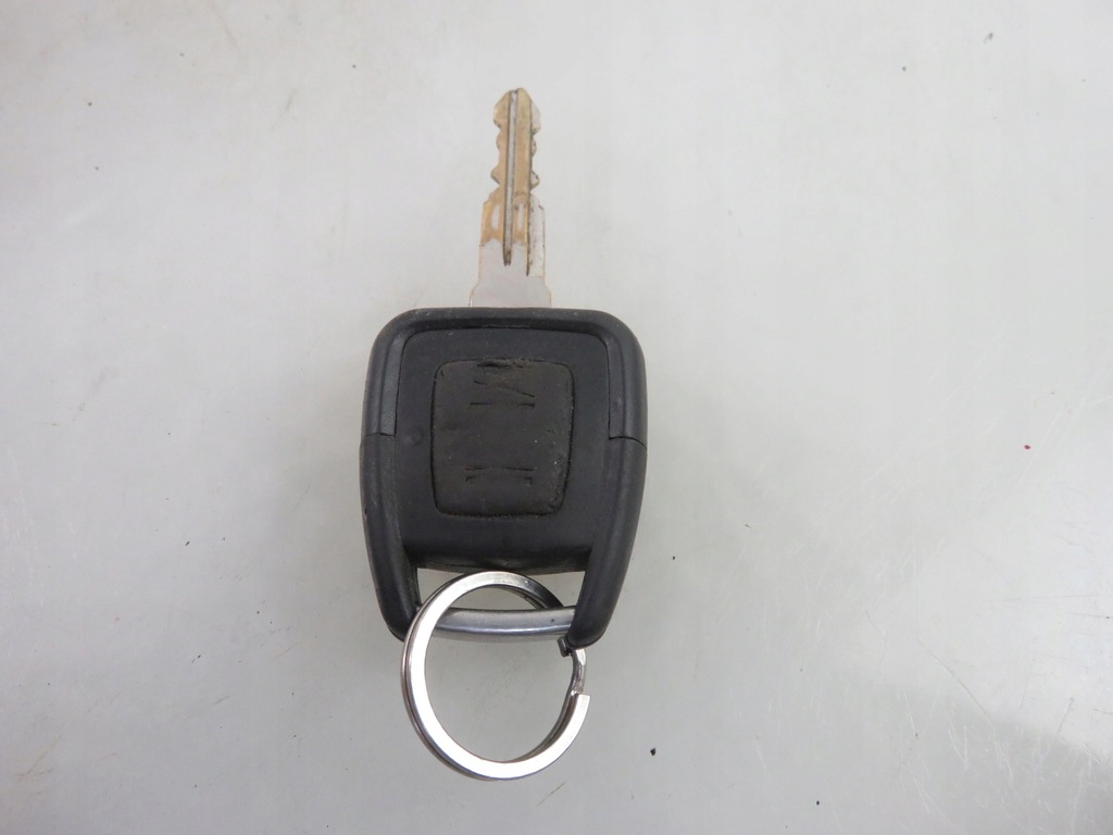 фото №14, Замок зажигания вкладка opel frontera b