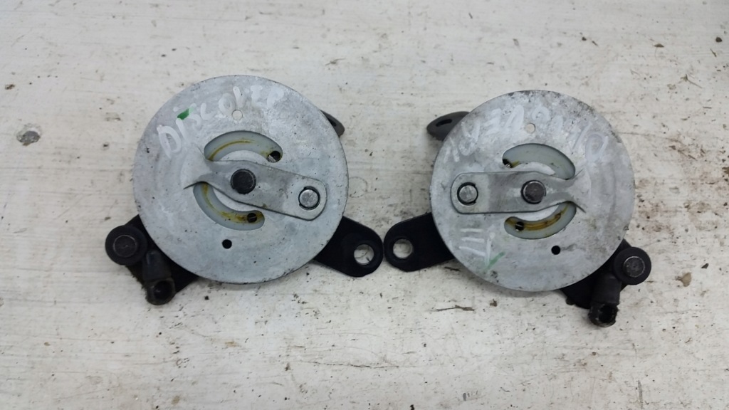 фото №1, Натягувачі кришки комплект land rover discovery iii