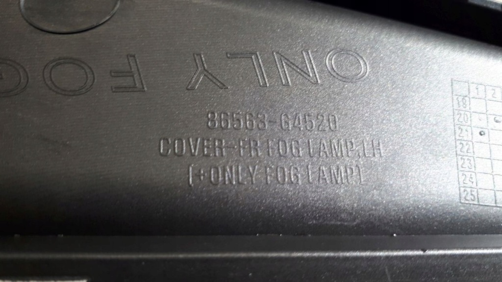 Hyundai i30 ліва решітка бампера 86563-g4520 2020r Ціна