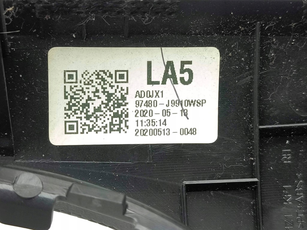 фото №9, Hyundai kona i 2020 права сторона бічна решітка обдув панелі приладової панелі