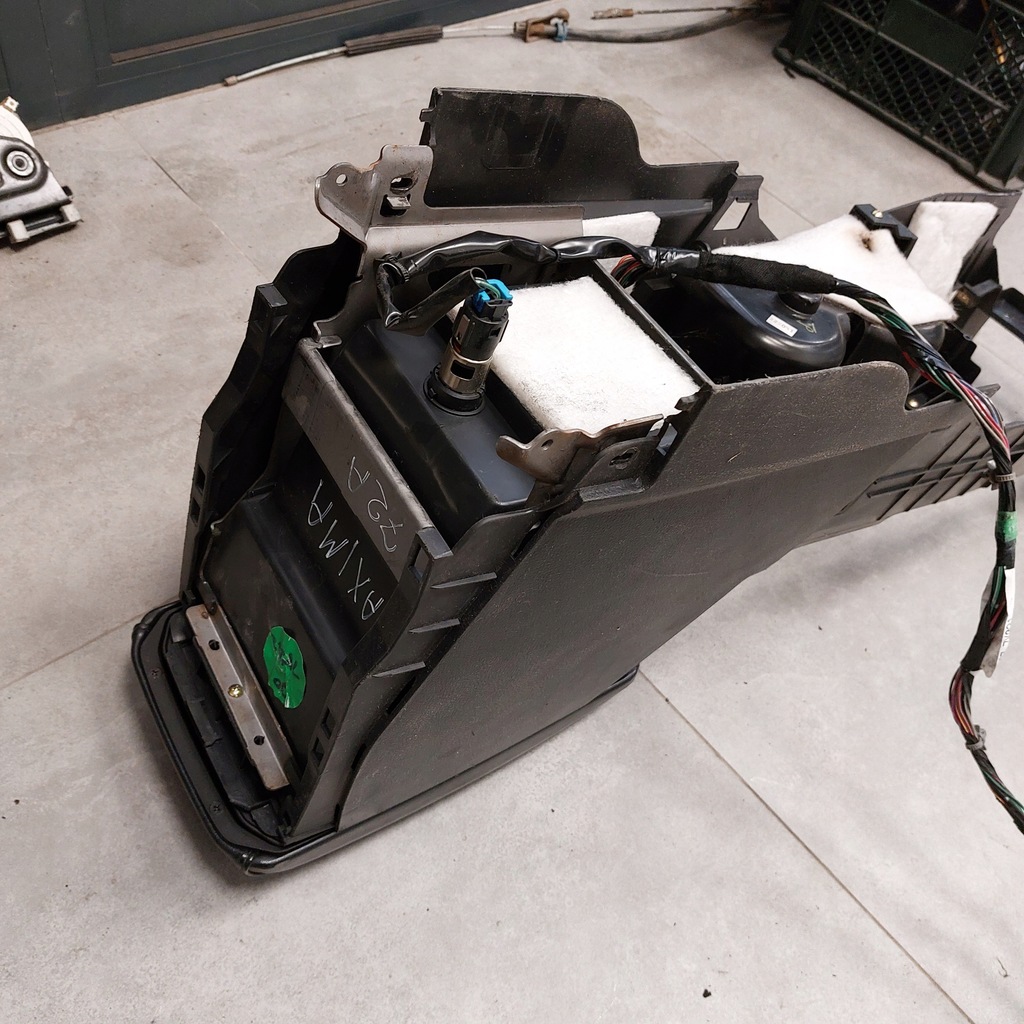 фото №12, Nissan maxima a34 подлокотник туннель средний