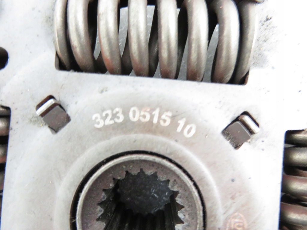 фото №6, Колесо маховик citroen c3 i 1.4 hdi 9639780410 323051510