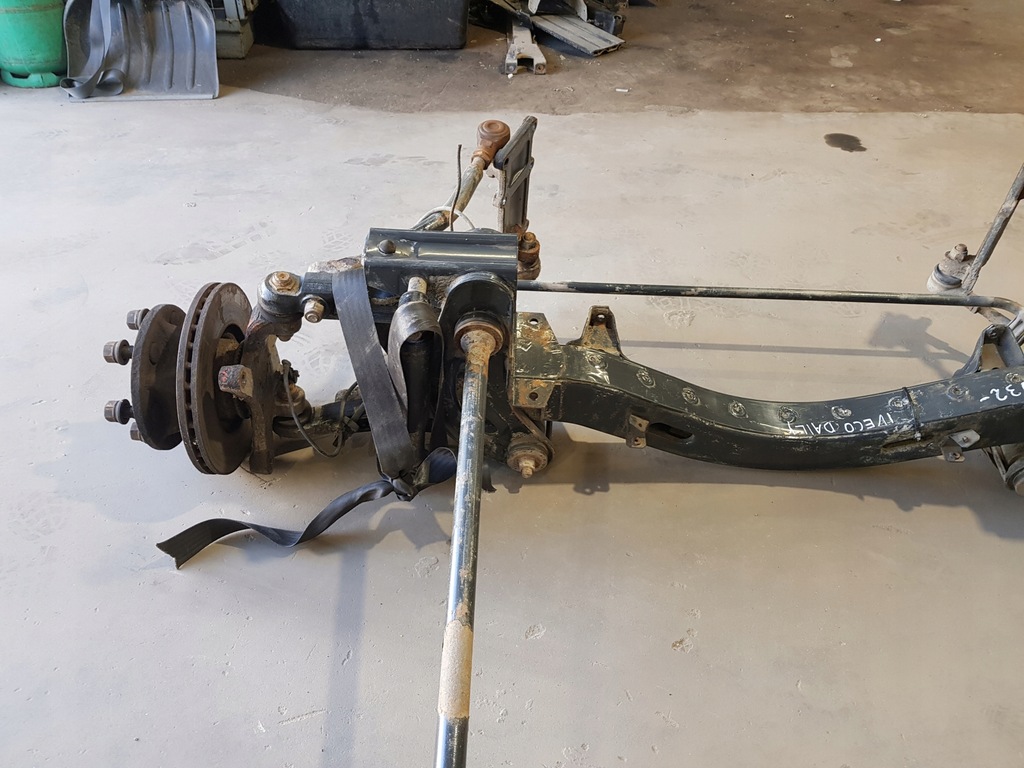 фото №12, Подрамник подрамник двигателя iveco daily iv 3.0 hpi 06-11r eu автобус комплект