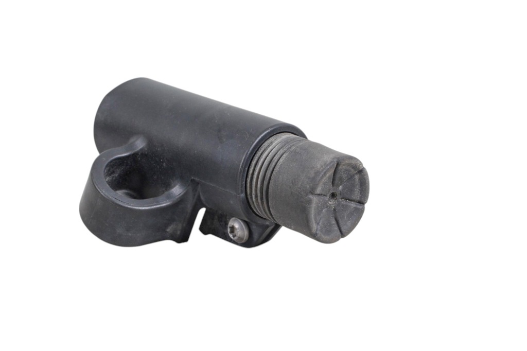 Купить Ограничитель крышки багажника tesla model x 1051428-00-c