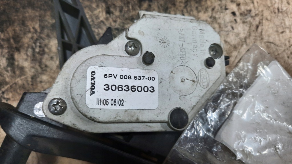 фото №5, Потенциометр газа volvo s80 2.4d 02r