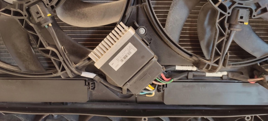 Audi a7 ремінь передній радіатор вентилятор комплект 2012 4g0805594c в Україні