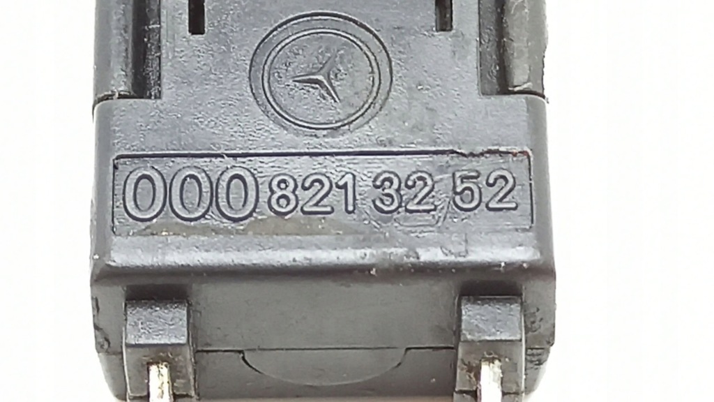 Датчик открывания дверь задних правая сторона mercedes-benz compakt w115 Киев