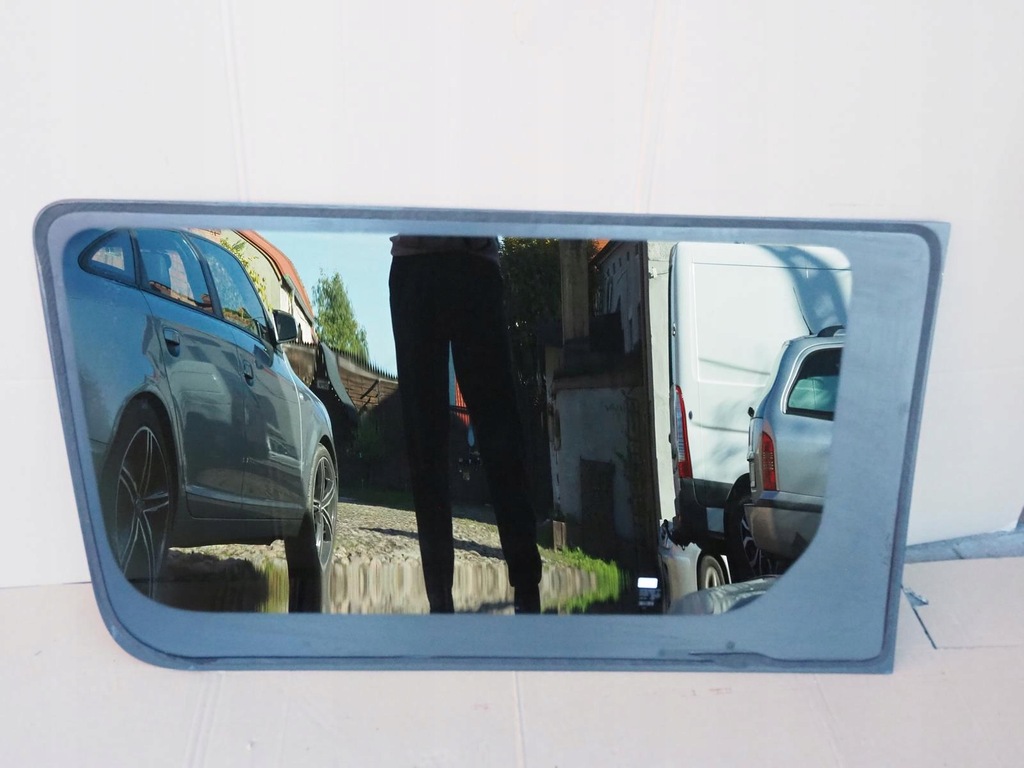 фото №5, Sprinter 906 скло двері розсувних права 138x77