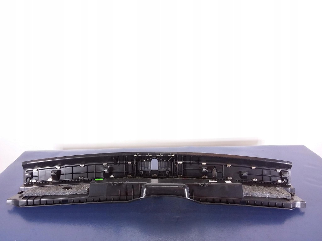 Superb iii универсал молдинг порог багажника 3v9863459 в Украине