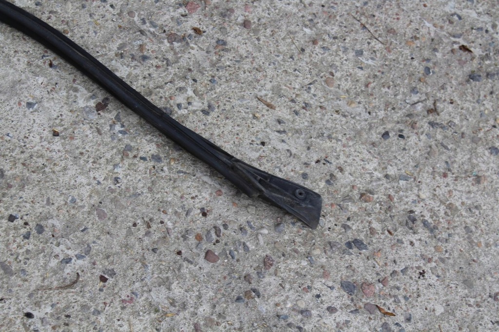 фото №7, Прокладка стекло дверь правая subaru forester ii sg 2.5xt