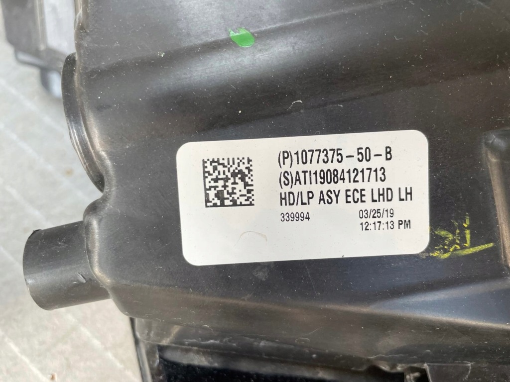 Фара левая передняя tesla model 3 full led левый перед p1077375-50-b Доставка