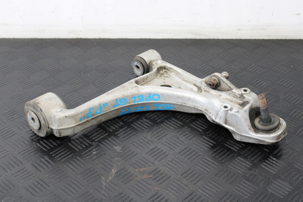 фото №1, Рычаг правый перед opel gt 15222275