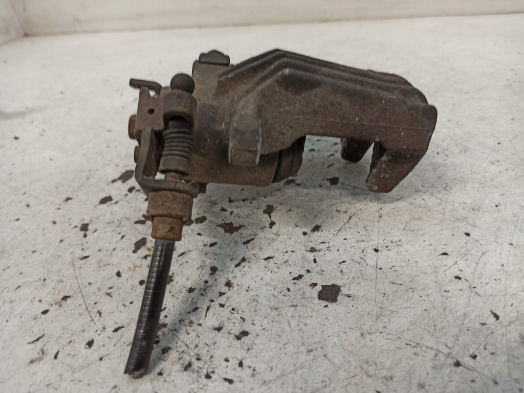 фото №7, Seat toledo ii 1.9tdi суппорт тормоза правый задняя