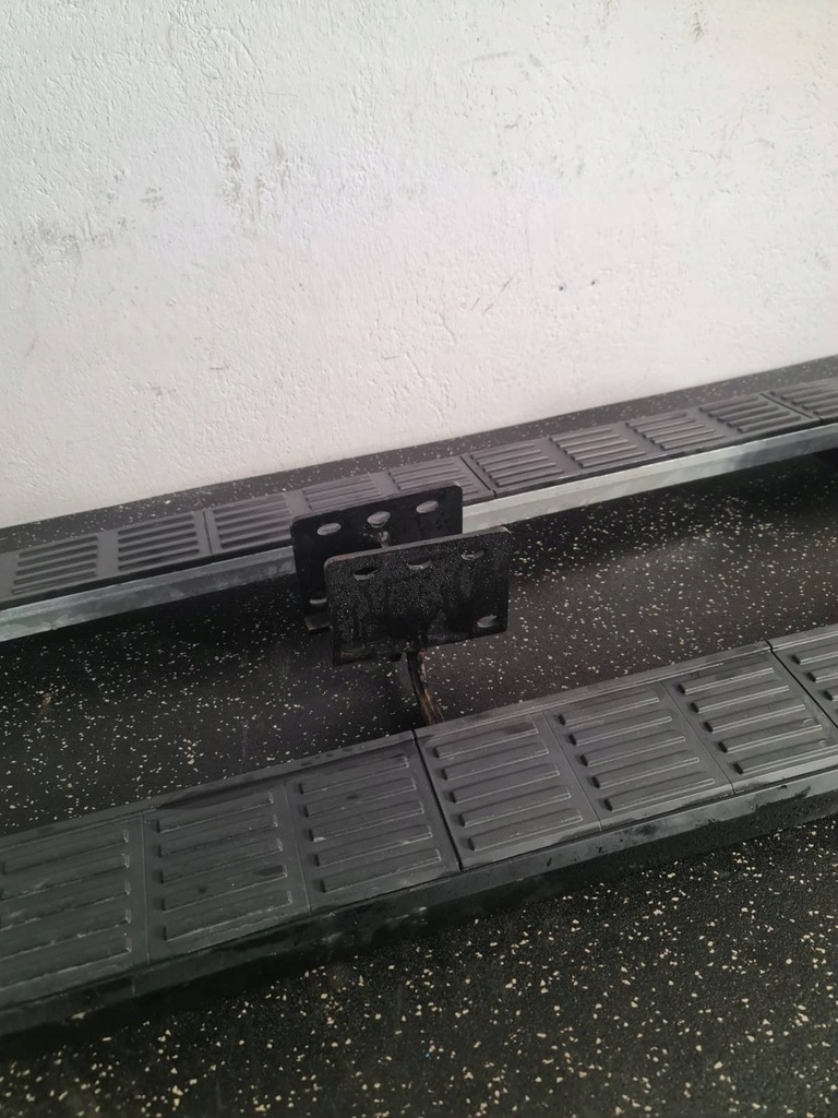 фото №5, Dodge ram v 1500 bighorn 5.7 hemi -подножка порог комплект левый правый