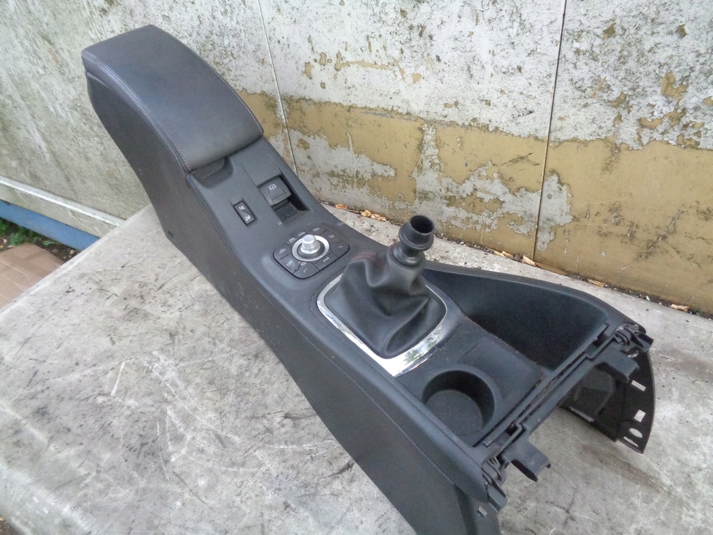 фото №11, Туннель средний подлокотник renault megane 3 lift