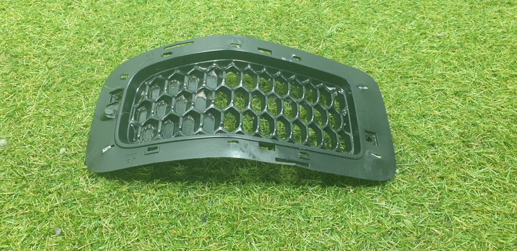 фото №1, Решітка бампер перед jeep cherokee trailhaml,