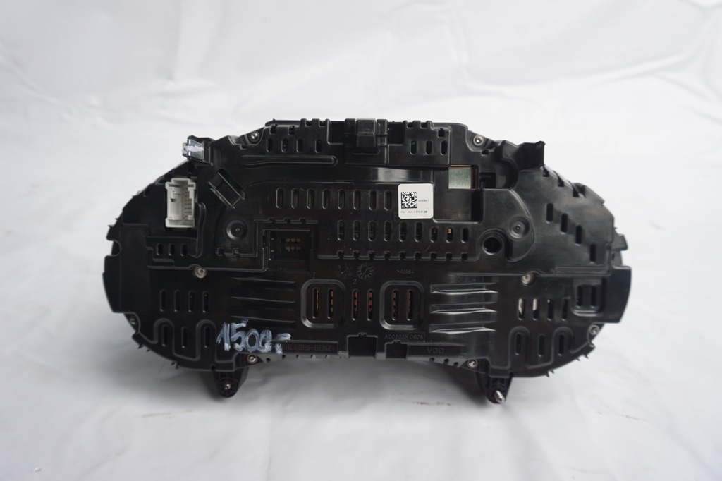 фото №8, C-klasa w205 lift счетчик приборы a2059000942