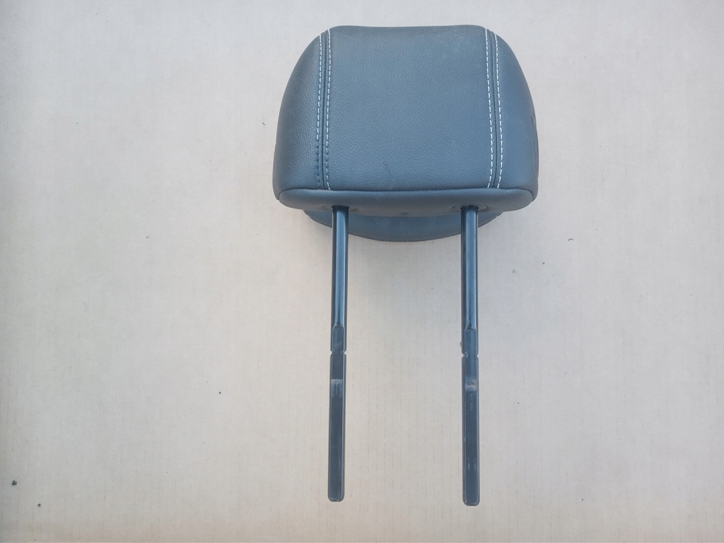 фото №2, Підголівник правий перед renault laguna 3