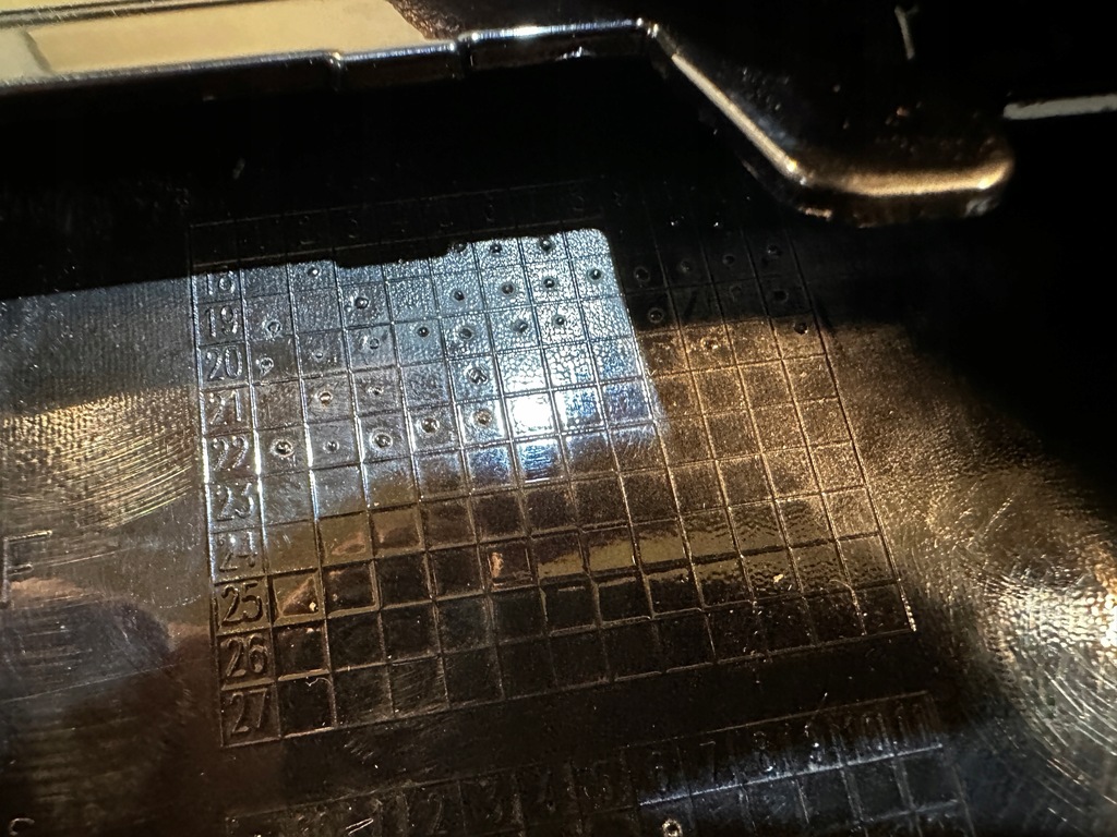 фото №10, Porsche taycan 9j1 спойлер накладка дифузор бампера задня задній 9j1807521