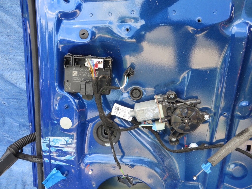 фото №12, Audi q7 sq7 4m0 двері задні праве задня