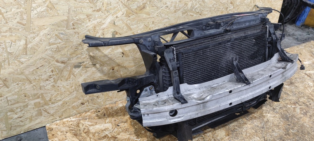 фото №6, Pas передній kompletny audi a4 b6 3.0 cabrio automa