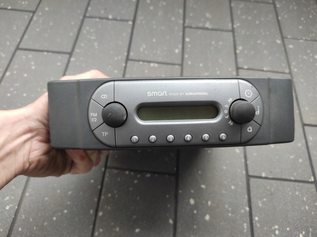 фото №1, Радио заводской smart forfour 0001199