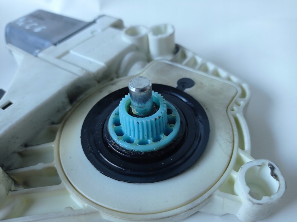 фото №5, Моторчик скло правий задня audi a6 c6 4f0959802c