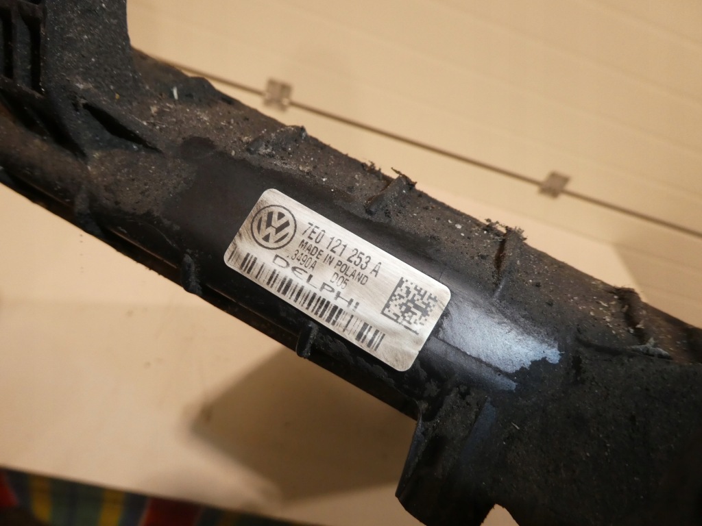 Радиатор воды vw t5 7e0121253a Недорого