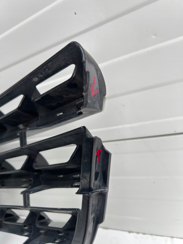 Решітка радіатора решітка радіатора решітка радіатора mercedes ml iii w166 a0008880060 в Україні