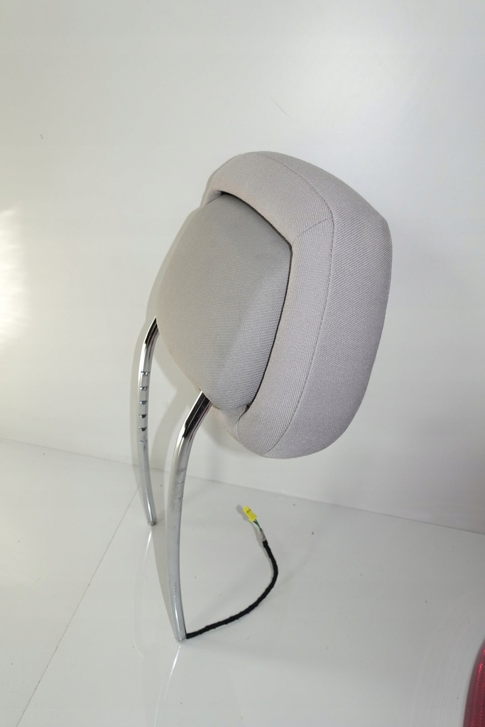 фото №4, Mercedes w204 c-klasa підголівник активний перед передній