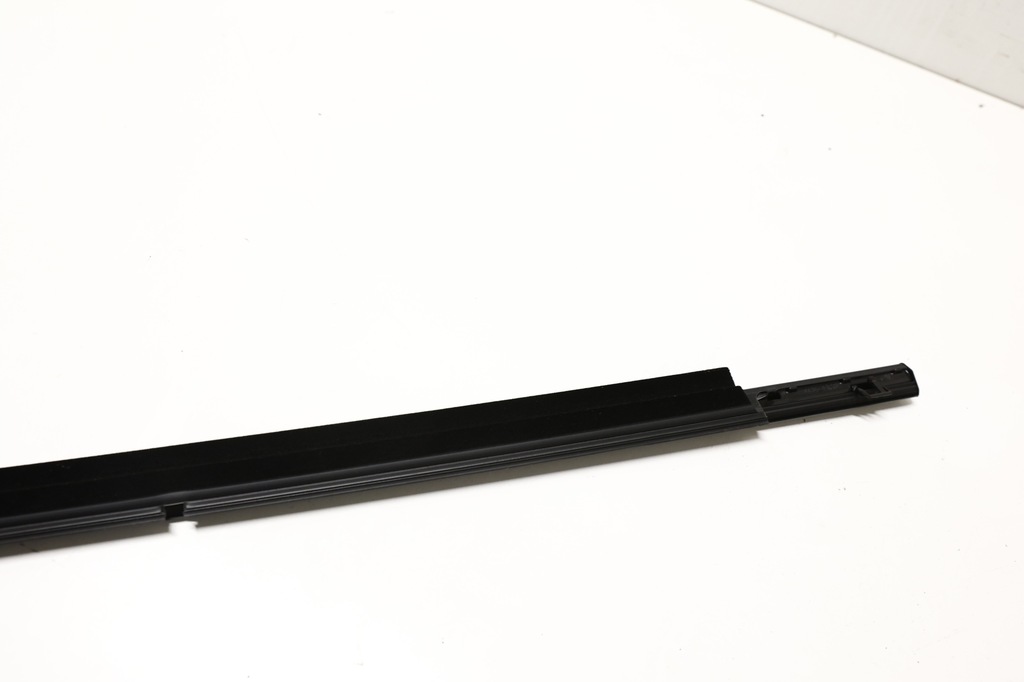 фото №4, Прокладка двері mazda demio 2015 правий задня rfr1d09l dj5fs nowa