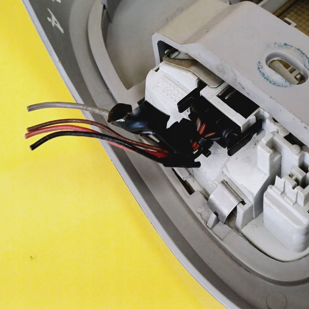 фото №8, Лампа потолочный освещение кабины opel meriva a 13169298 nr176