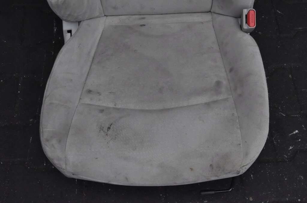 фото №9, Nissan leaf i ze0 сиденья заднее сиденье anglik